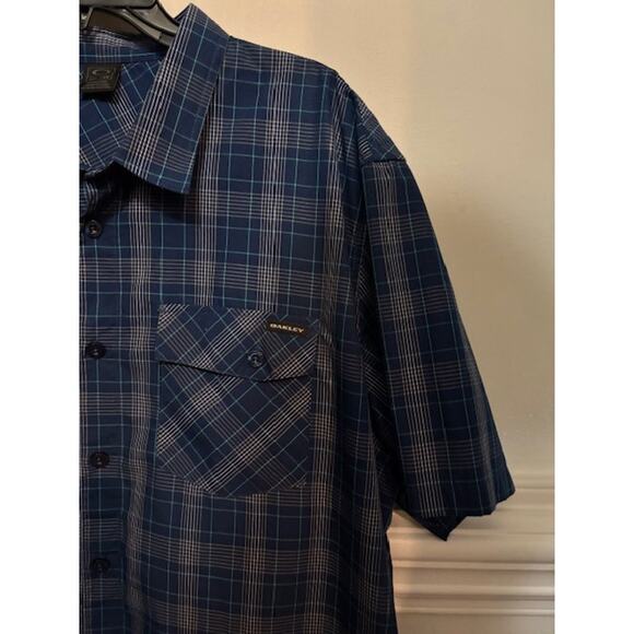 Oakley Blue Plaid Short Sleeve Button Down Shirt Mens 2XL XXL Western Casual - Picture 3 of 6